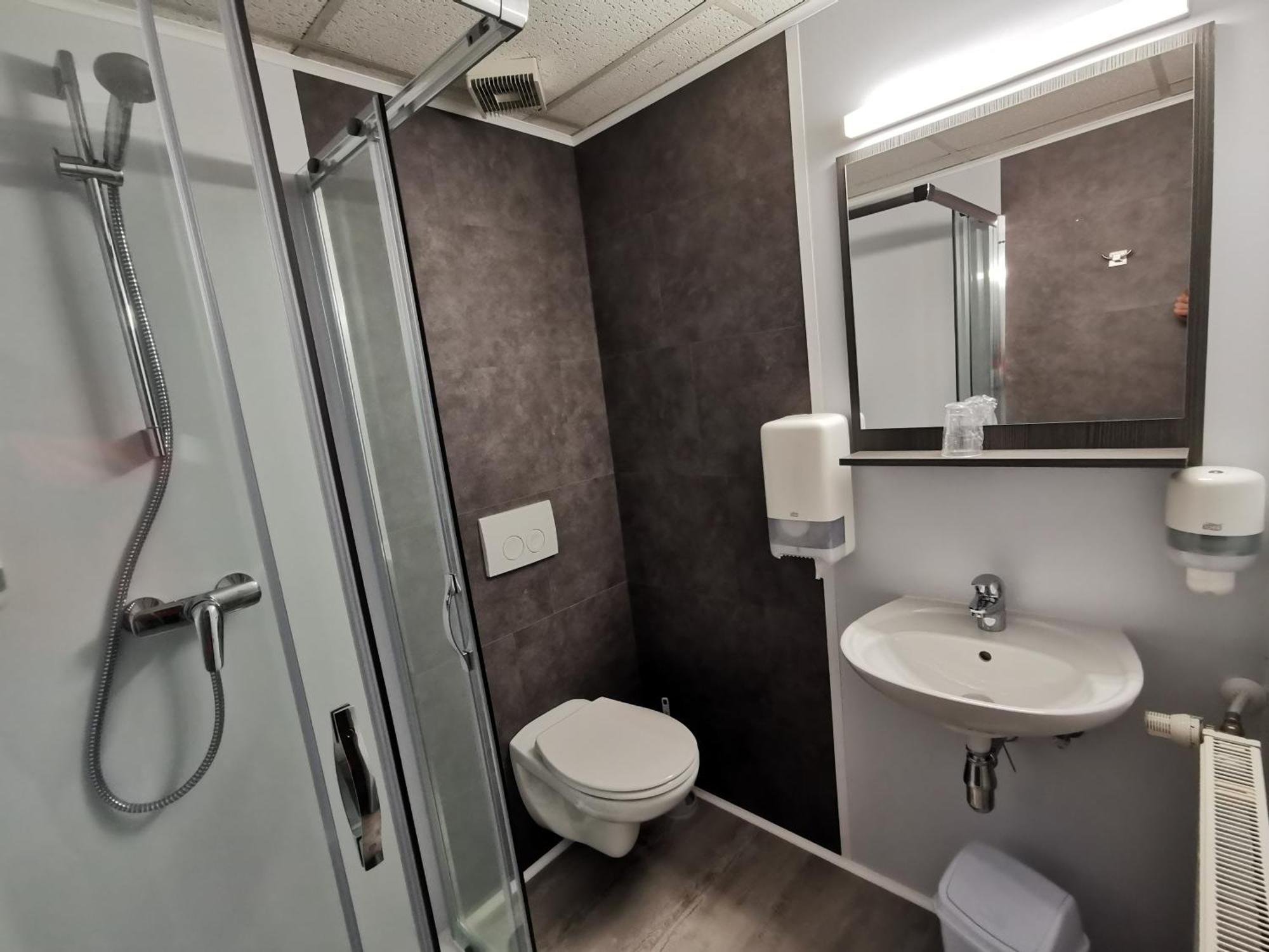 Chez Phil Hotel Robertville Room photo