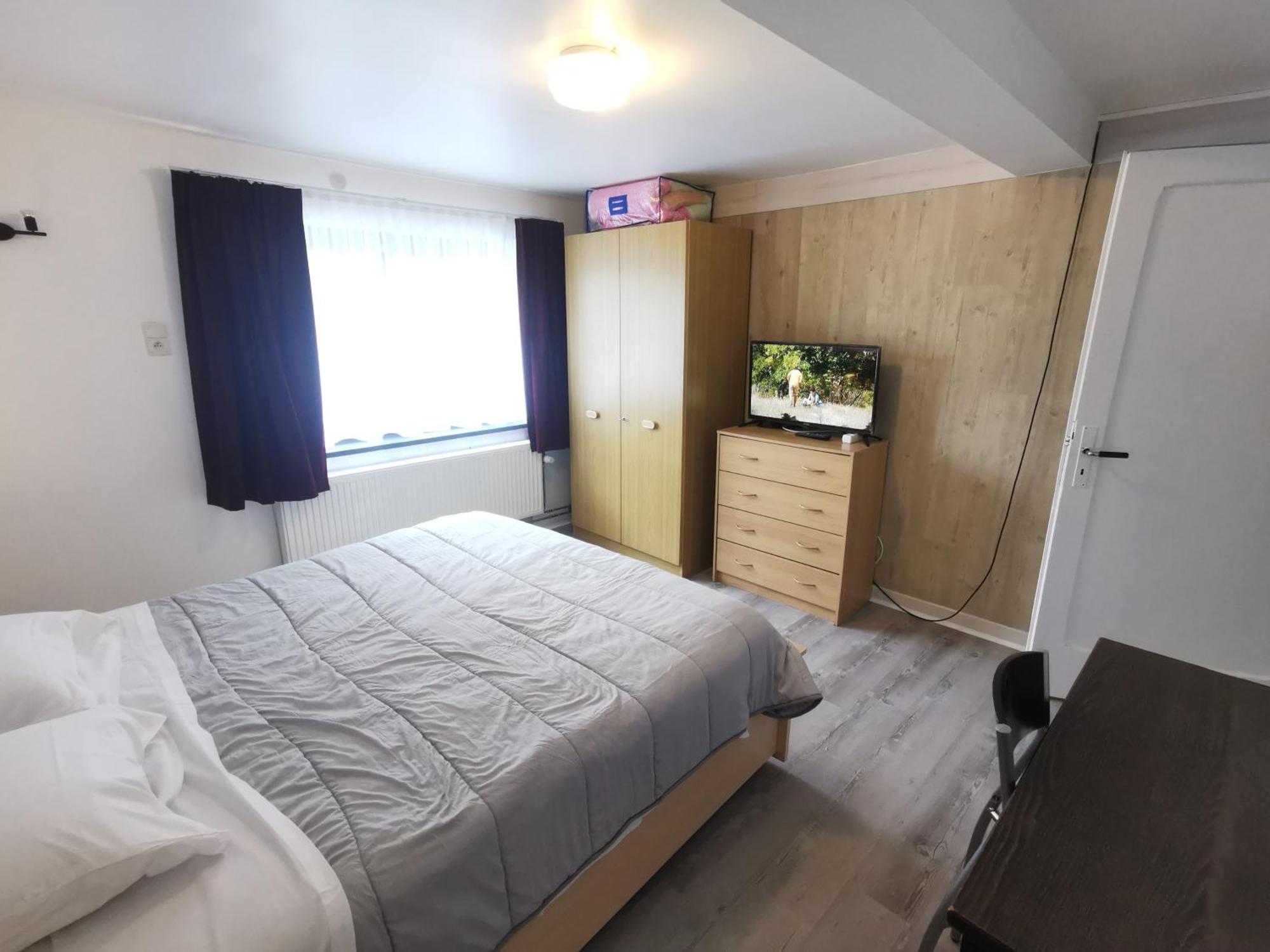 Chez Phil Hotel Robertville Room photo